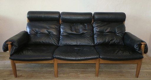 Canapé 3 places en cuir avec accoudoirs enveloppants, Suède, années 1960