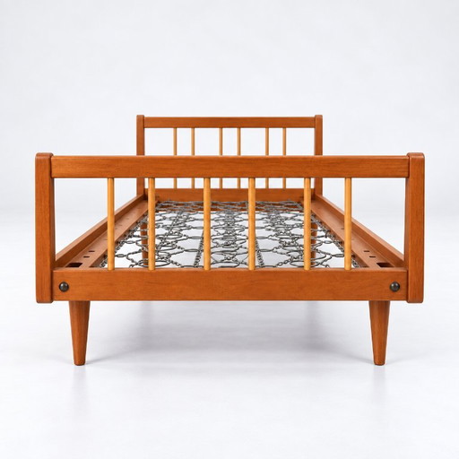 Vintage Design Daybed aus den 1960er Jahren (2 Stück auf Lager)