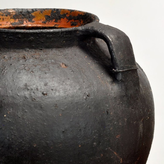 Image 1 of Pot en faïence ancienne de Moldavie, vers 1850