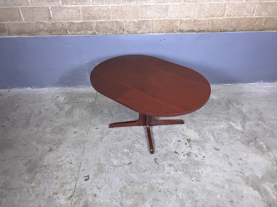 Image 1 of Vintage oval table Seventies