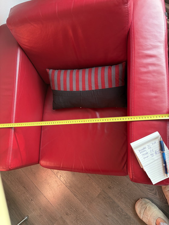 Image 1 of Sillón interior de cuero rojo