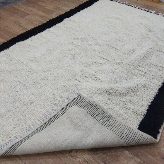 Alfombra de lana natural hecha a mano 250cm x 150cm – Wool (photo 4 of 6)