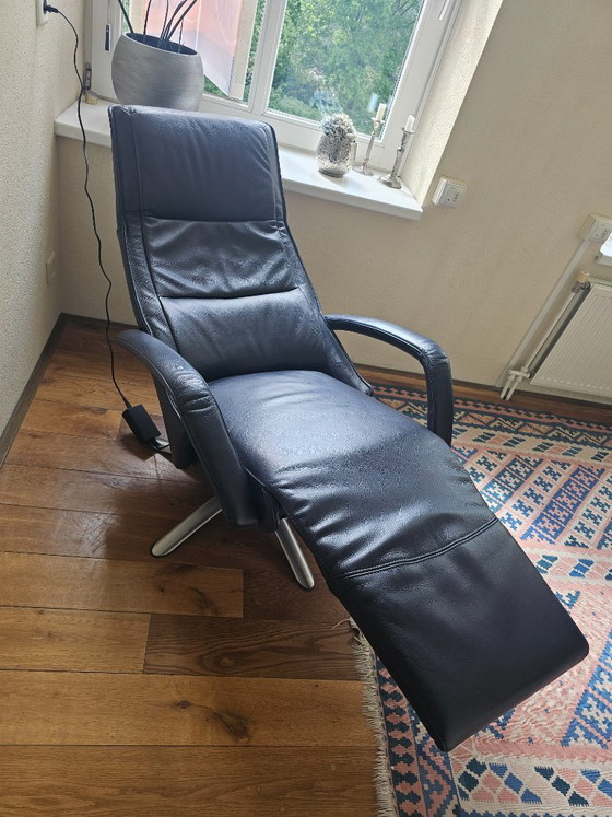 Image 1 of Sillón reclinable de cuero Twist (El futuro)