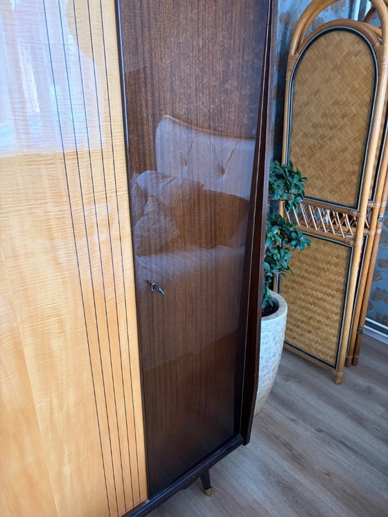 Image 1 of Kleiderschrank aus der Mitte des 20. Jahrhunderts