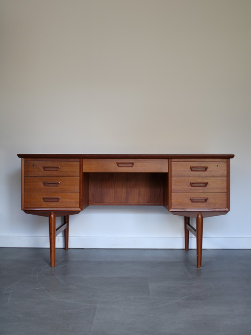 Vintage dänischer freistehender Schreibtisch aus Teakholz – bureau, Wood