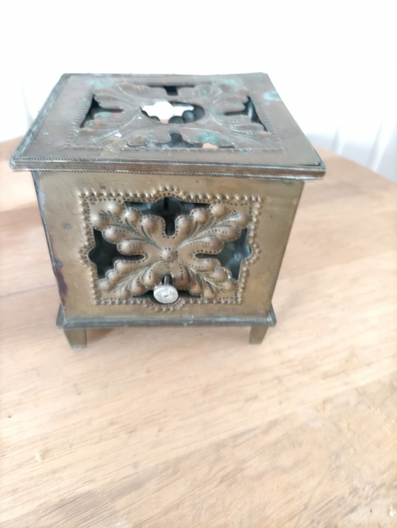 Image 1 of Antique Copper Heat Holder with Ornate Pressed Ornament - Complete with Fuel Tank"