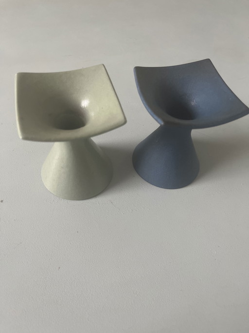 2x Cor Unum Vase
