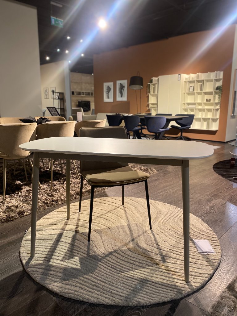 BoConcept - Kingston Desk | €679 | Whoppah
