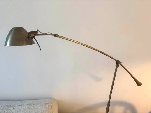 Lámpara de pie vintage de latón macizo – vloerlampen, Brass