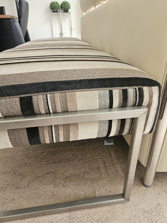 Image 1 of 2x Leolux fauteuils met voetenbankjes