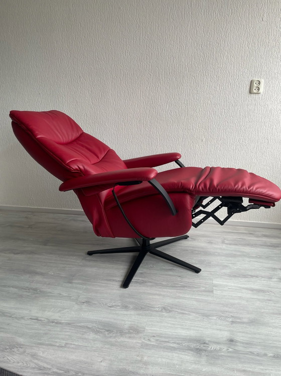 Poltrona relax - Pelle rossa - Come nuova, Poltrone relax, Metallo, Nero (foto 4 di 8)