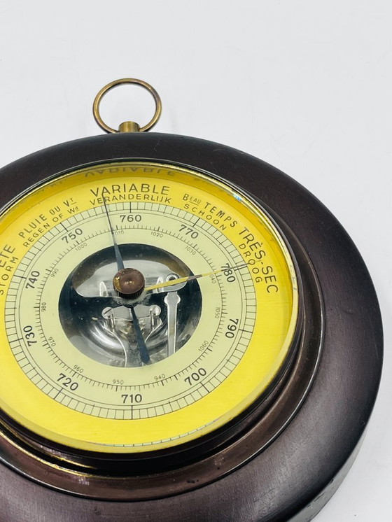 Image 1 of Vintage wall barometer in wood and brass-plated metal from the 1960s