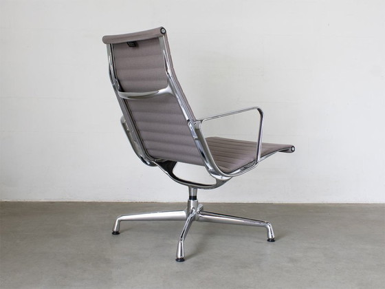 Image 1 of Vitra EA 115 Chaise longue design Charles Eames