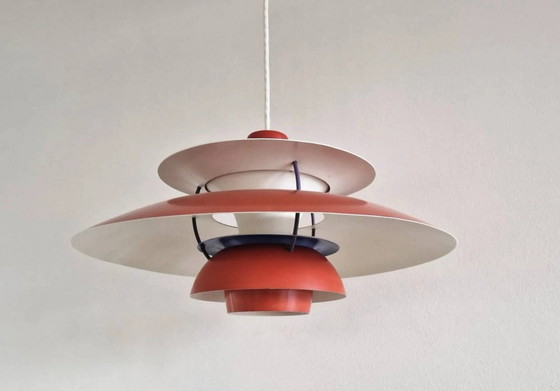 Vintage rode PH5 lamp van Poul Henningsen voor Louis Poulsen – Hanglampen, Metal, Mid Century Modern (photo 3 of 4)