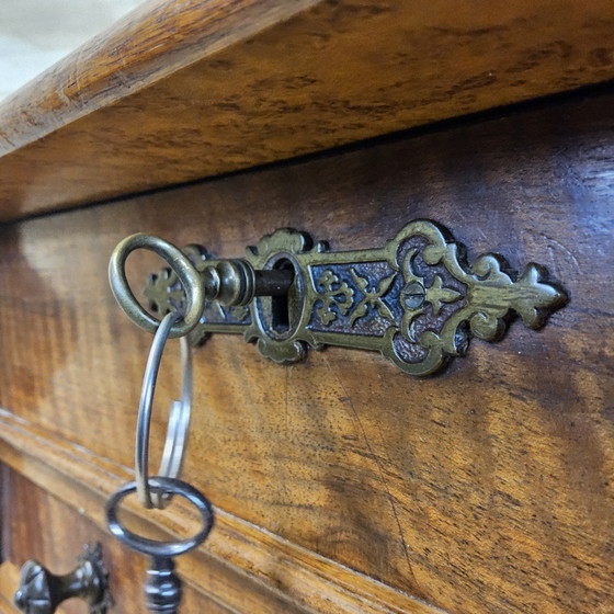 Image 1 of Mesa de costura Biedermeier antigua / mesa auxiliar de chapa de madera de raíz / mesa de almacenamiento