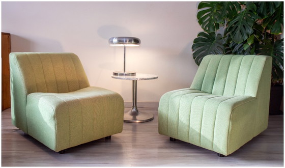 Image 1 of Chaise longue, década de 1980, tejido de lana verde claro.