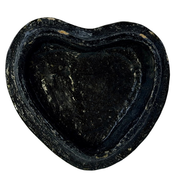 Caja de Laca de Papel Maché Antigua de Cachemira – En forma de corazón – Decoración de ciervo – ca. 1920 (photo 7 of 8)
