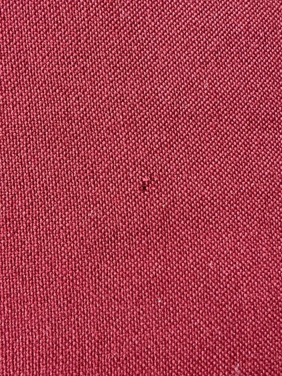 Poggiapiedi Harvink, tessuto rosso, Poggiapiedi e pouf, Tessile, Metallo (foto 5 di 7)