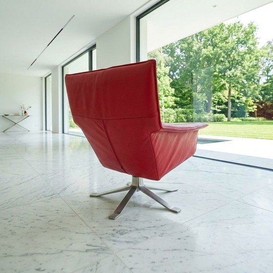 Design On Stock Model Djenne Swivel Armchair – Leather, Metal, Modern (photo 2 of 6)