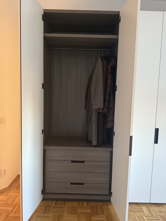 Image 1 of Armoire Poliform Senzafine Quasi neuve