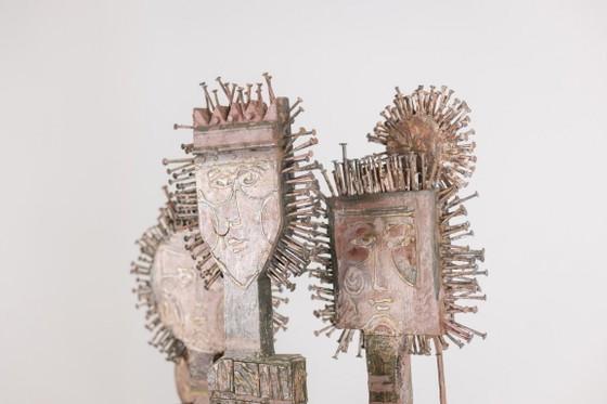 Image 1 of Lawrence. Doppelseitige, geschnitzte Holzskulptur. 20. Jahrhundert.