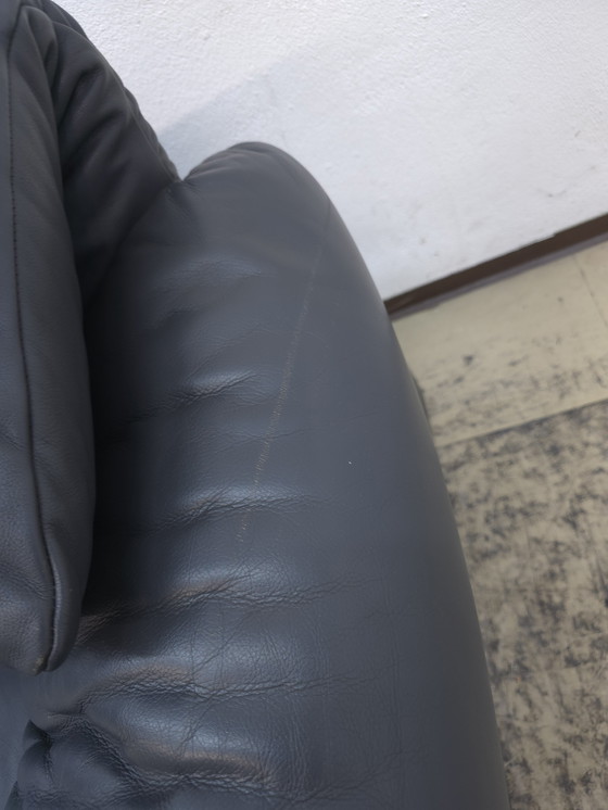 Image 1 of Cassina Maralunga two-seater designer sofa, leather sofa, couch, blue-grey, Magistretti