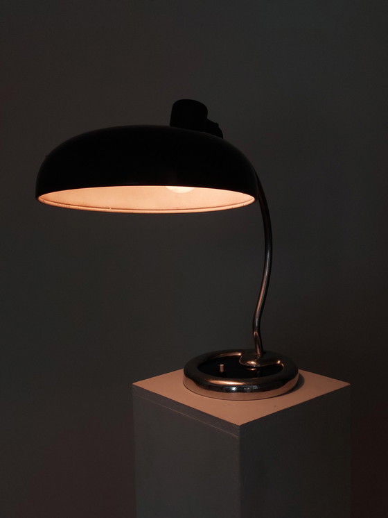 Image 1 of Seltene schwarze verchromte Bauhaus Schreibtischlampe Tischleuchte