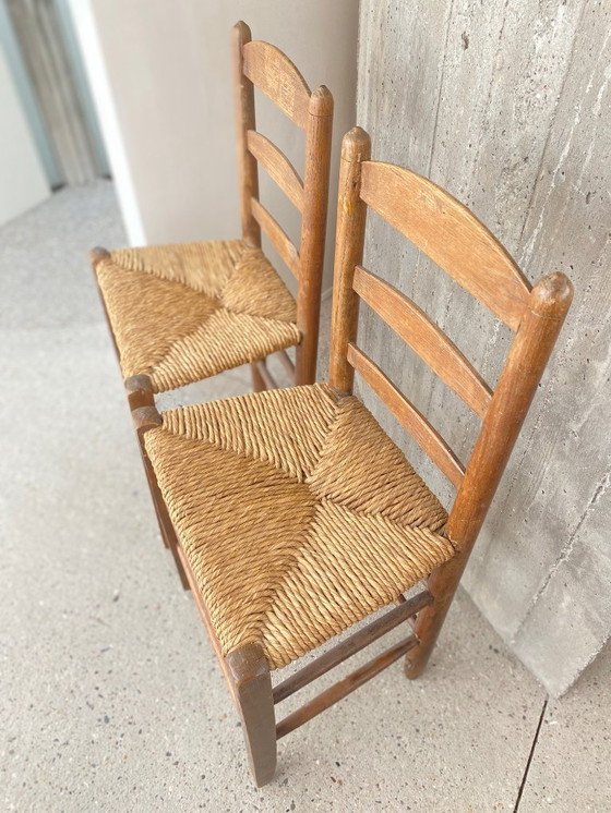 Image 1 of Set di 2 sedie autentiche con schienale a pioli e seduta in giunco ​​– atmosfera rustica/mediterranea