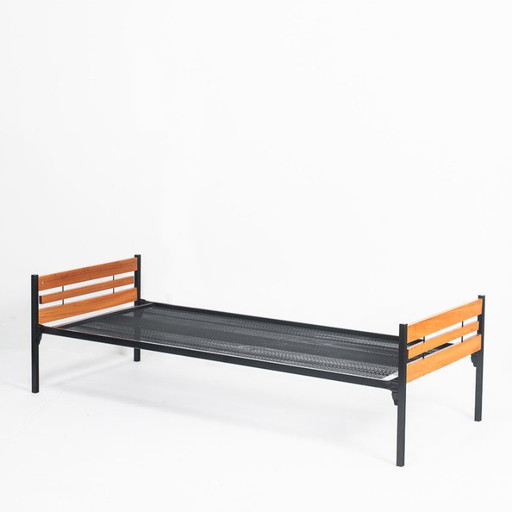 Mid-century vintage single bed or daybed. Produced by Dico Holland. Netherlands, 1970s.