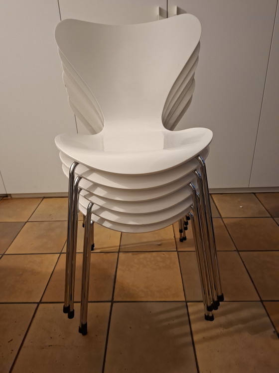 6x Vlinderstoelen Fritz Hansen (Acquistato presso Master Meubel) Laccato Bianco – Sedie da pranzo, Wood (photo 3 of 5)