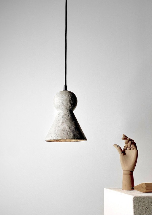 LOVER 02 Designer-Pendelleuchte von Rodrigo Vairinhos "NEO", Mineralbeton