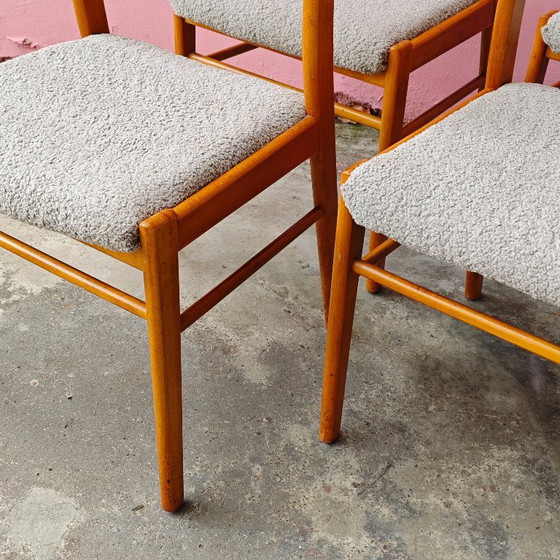 Set di quattro sedie da pranzo, legno e tessuto grigio, Tatra Nábytok, Tessile, Marrone, Mid Century Modern (foto 6 di 6)