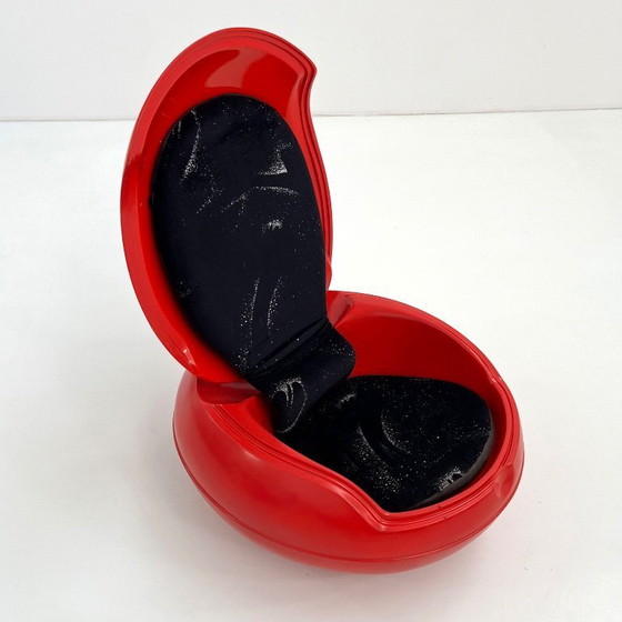 Image 1 of Huevo de jardín GN1 negro y rojo de Peter Ghyczy para VEB Synthese, década de 1970.