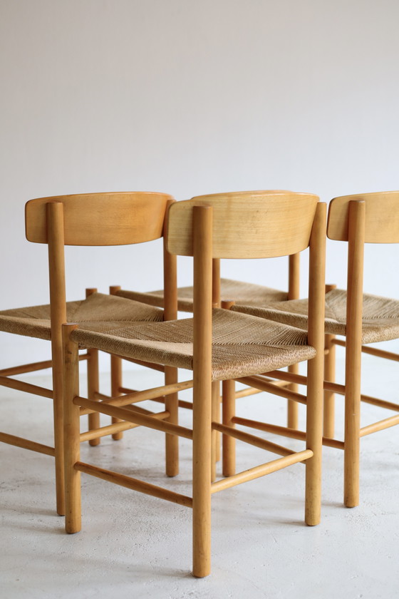 Ensemble de 4 chaises de salle à manger vintage, modèle J39 Folk Chair, 1947 – Fredericia, Wood (photo 9 of 11)