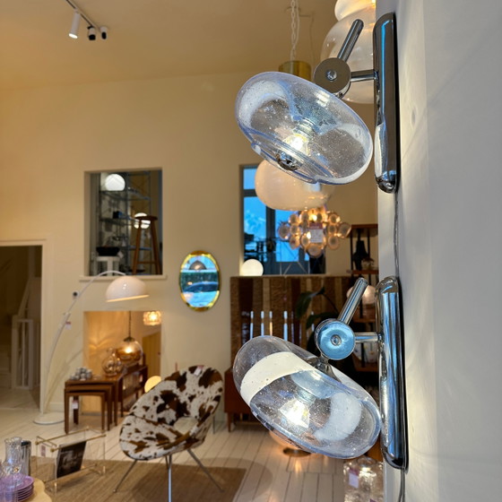 Image 1 of Italiaanse chromen wandlampen met blauw bubbelglas