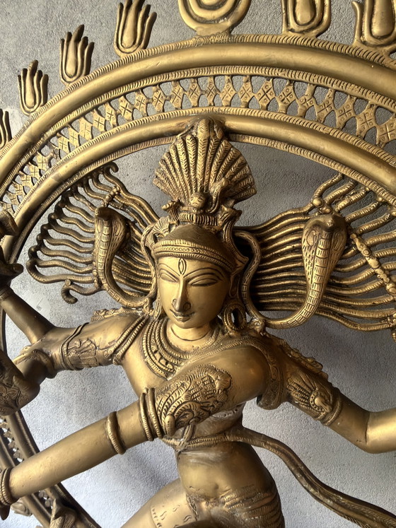 Shiva Nataraj Skulptur Bronze 120 Cm 20. Jahrhundert Südindien – Bildhauerei (photo 2 of 5)