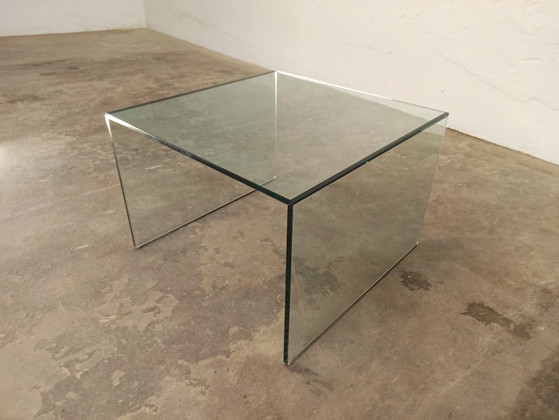Image 1 of Mesa auxiliar o de centro de cristal Tonelli