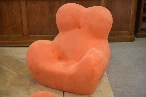 Pair of "Mamma" Armchairs with Footrests After Gaetano Pesce – fauteuils, Textile (photo 2 of 7)
