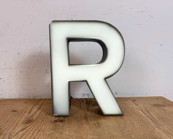 Image 1 of Lettre R lumineuse grise vintage, années 1970