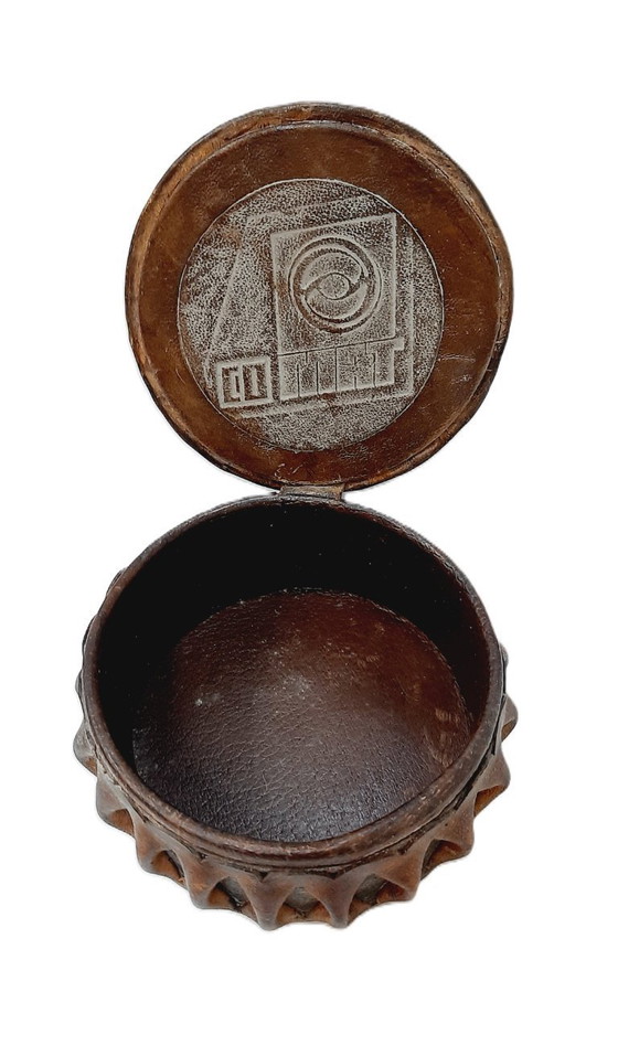 Image 1 of  Vintage, handmade, round leather box