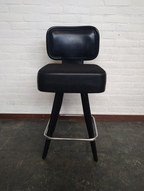 Image 1 of 3x bar stools by Gasser from USA - Gibson Flat Back