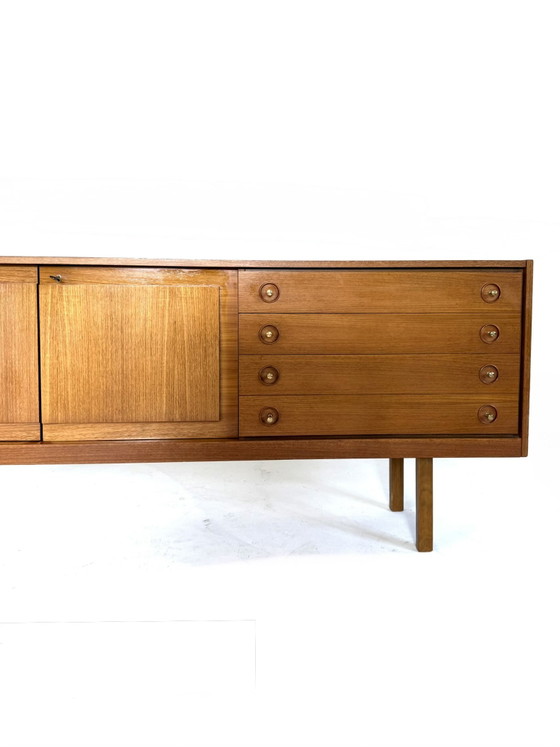 Image 1 of Vintage XXL teakhouten sideboard, jaren ‘60