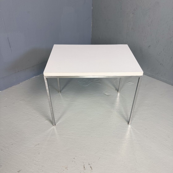 Image 1 of Vintage minimalistische side table chroom