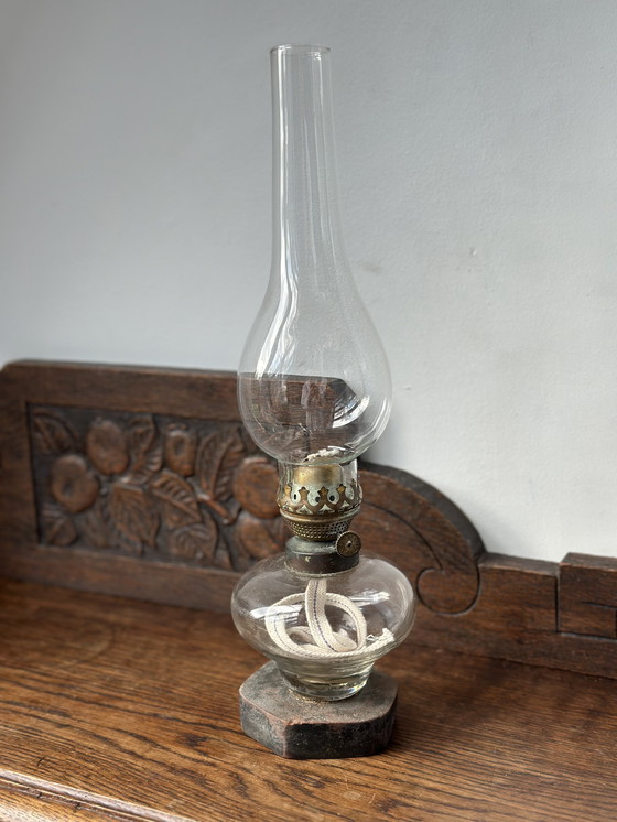 Image 1 of Vintage Oil Lamp with Glass Chimney and Brass Burner – Timeless Domestic Light