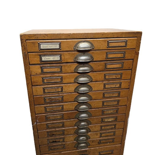 Alte deutsche Werkstattkommode, Mitte des 20. Jahrhunderts