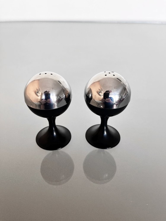 Rare vintage Space Age Quist salt and pepper set – Kitchen accessories, Plastic (photo 4 of 9)