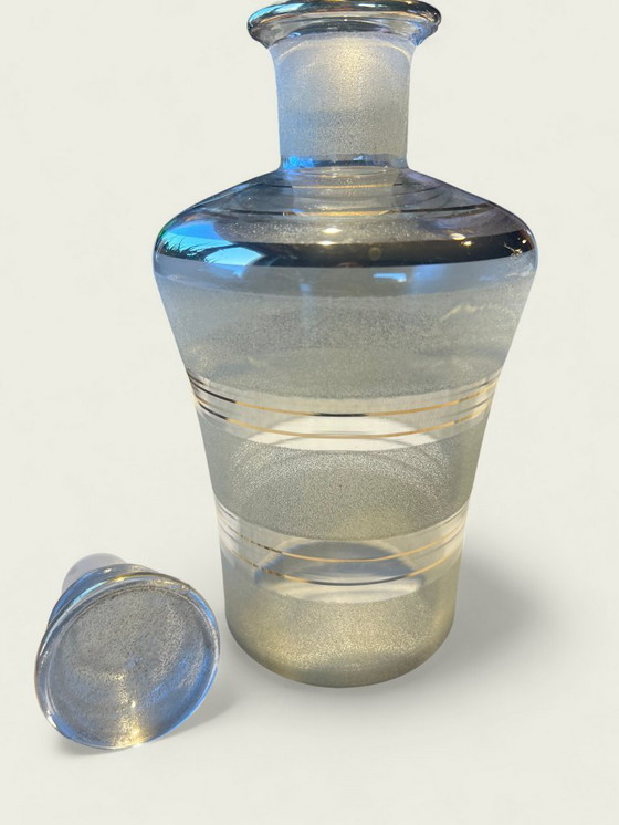 Image 1 of Set di bicchieri da liquore vintage con caraffa | Anni '60 | Stile Art Déco | Vetro satinato e finiture dorate