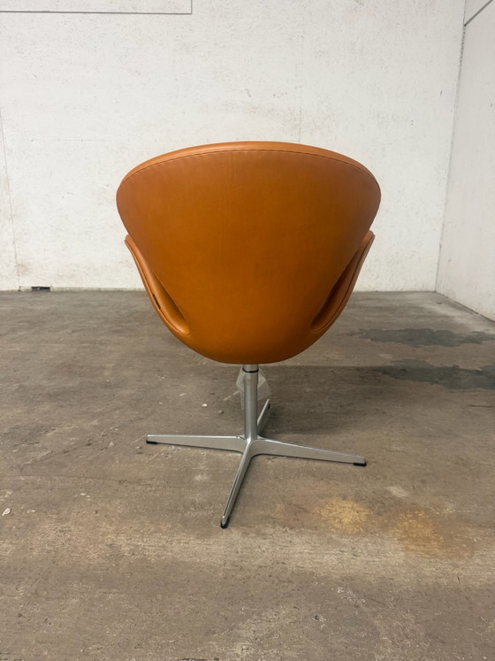 Fritz Hansen Swan chair High model in Camel-Cognac leather, NEW CONDITION! Incl documentation!, Armchairs (photo 13 of 15)