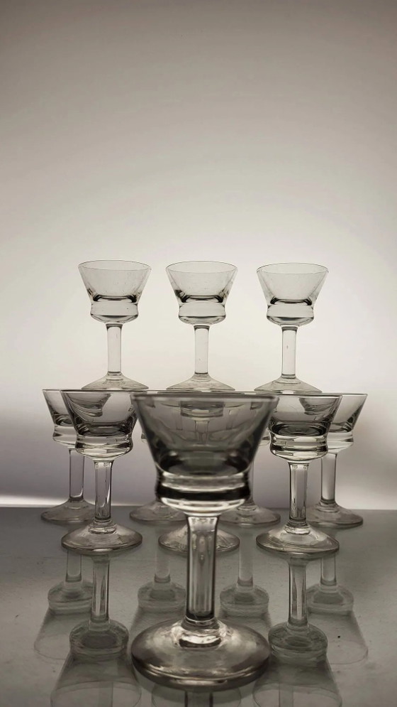 11 bicchieri da liquore da bistrò anni '20-'30 – Bicchieri e caraffe, Crystal, Glass, Vintage (photo 5 of 7)