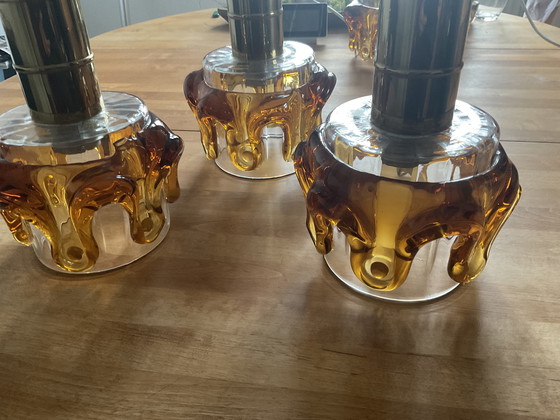 Image 1 of Lampada a sospensione di metà secolo – Oberglas Austria – vetro ambrato e ottone